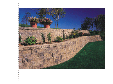 VERSA-LOK Mosaic retaining wall with tiers and curves.